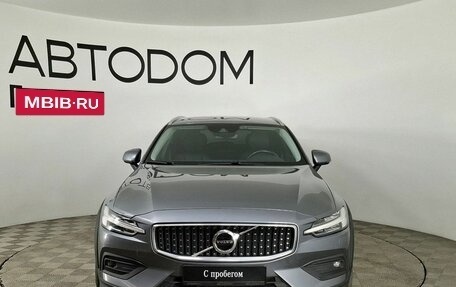 Volvo V60 Cross Country II, 2020 год, 3 799 000 рублей, 8 фотография