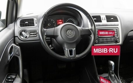 Volkswagen Polo VI (EU Market), 2013 год, 898 000 рублей, 15 фотография