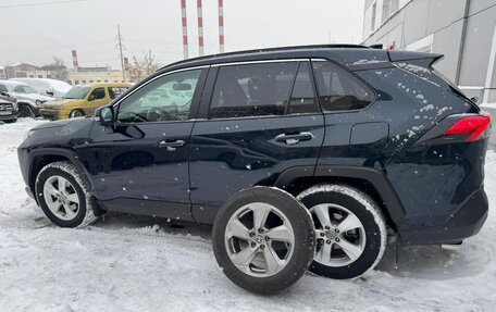 Toyota RAV4, 2020 год, 3 650 000 рублей, 3 фотография