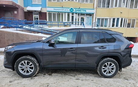 Toyota RAV4, 2022 год, 4 299 999 рублей, 6 фотография