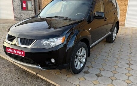 Mitsubishi Outlander III рестайлинг 3, 2007 год, 960 000 рублей, 1 фотография