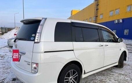 Toyota ISis I, 2012 год, 740 000 рублей, 11 фотография