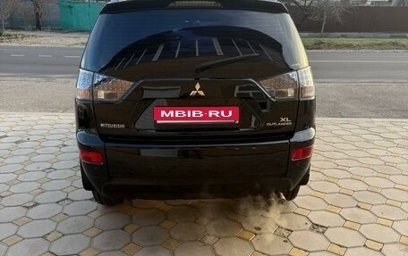 Mitsubishi Outlander III рестайлинг 3, 2007 год, 960 000 рублей, 10 фотография