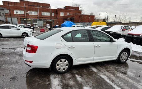 Skoda Octavia, 2017 год, 820 000 рублей, 3 фотография