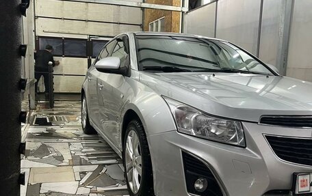 Chevrolet Cruze II, 2013 год, 890 000 рублей, 6 фотография