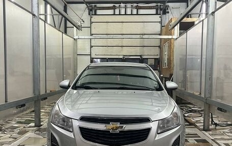 Chevrolet Cruze II, 2013 год, 890 000 рублей, 4 фотография