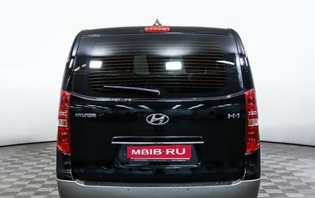 Hyundai H-1 II рестайлинг, 2021 год, 3 749 000 рублей, 6 фотография