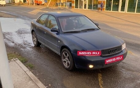 Audi A4, 2000 год, 400 000 рублей, 3 фотография