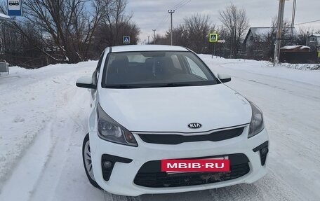 KIA Rio IV, 2018 год, 1 399 000 рублей, 8 фотография