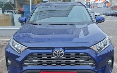 Toyota RAV4, 2021 год, 3 100 000 рублей, 1 фотография