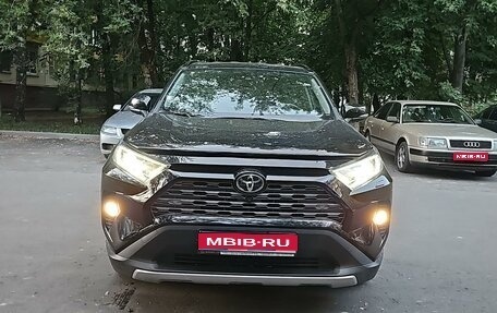 Toyota RAV4, 2022 год, 3 990 000 рублей, 1 фотография