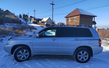 Toyota Kluger I, 2002 год, 1 376 000 рублей, 2 фотография