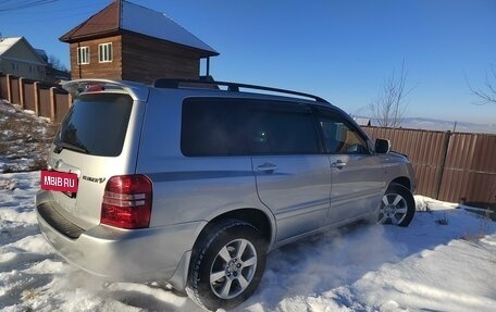 Toyota Kluger I, 2002 год, 1 376 000 рублей, 11 фотография