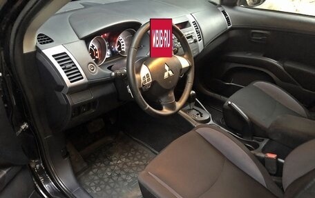 Mitsubishi Outlander III рестайлинг 3, 2011 год, 1 350 000 рублей, 9 фотография