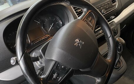 Peugeot Traveller I, 2019 год, 2 480 000 рублей, 12 фотография