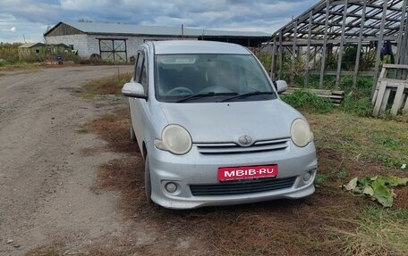 Toyota Sienta I, 2006 год, 590 000 рублей, 1 фотография