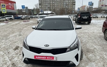 KIA Rio IV, 2021 год, 1 750 000 рублей, 6 фотография