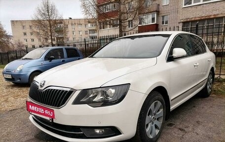 Skoda Superb III рестайлинг, 2014 год, 1 265 000 рублей, 2 фотография