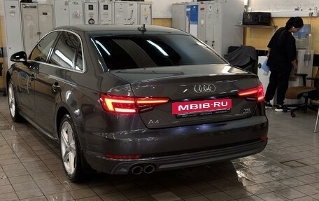 Audi A4, 2017 год, 2 600 000 рублей, 4 фотография