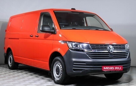 Volkswagen Transporter T6 рестайлинг, 2021 год, 4 270 000 рублей, 3 фотография