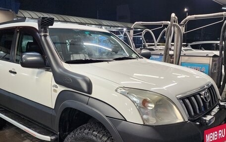 Toyota Land Cruiser Prado 120 рестайлинг, 2009 год, 2 300 000 рублей, 6 фотография