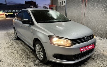 Volkswagen Polo VI (EU Market), 2013 год, 730 000 рублей, 3 фотография