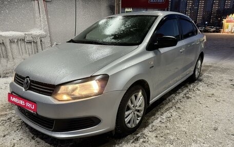 Volkswagen Polo VI (EU Market), 2013 год, 730 000 рублей, 4 фотография