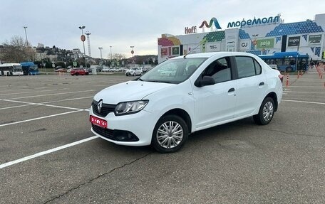 Renault Logan II, 2015 год, 460 000 рублей, 1 фотография