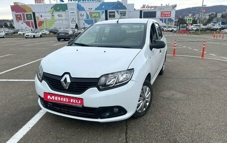 Renault Logan II, 2015 год, 460 000 рублей, 7 фотография