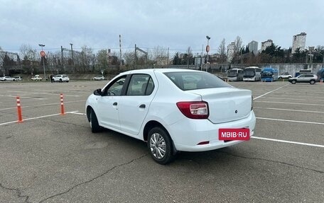 Renault Logan II, 2015 год, 460 000 рублей, 10 фотография