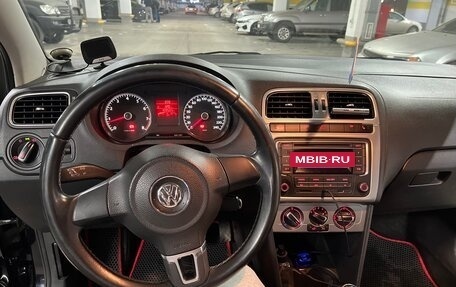 Volkswagen Polo VI (EU Market), 2013 год, 900 000 рублей, 10 фотография