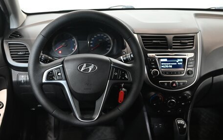 Hyundai Solaris II рестайлинг, 2014 год, 1 050 000 рублей, 11 фотография