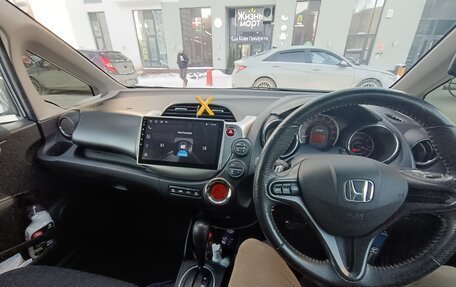 Honda Fit III, 2011 год, 1 150 000 рублей, 12 фотография