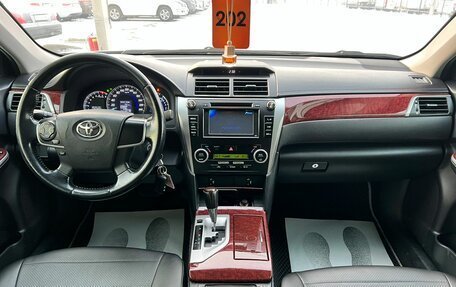 Toyota Camry, 2012 год, 2 099 000 рублей, 15 фотография