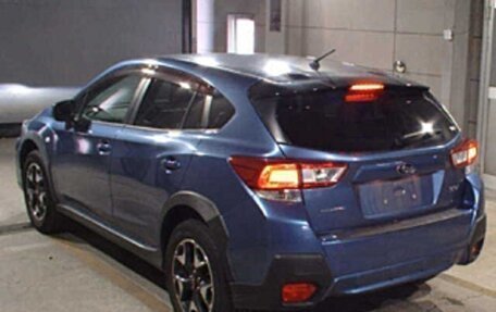 Subaru XV II, 2018 год, 1 780 000 рублей, 4 фотография