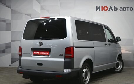 Volkswagen Caravelle T5, 2011 год, 2 260 000 рублей, 6 фотография