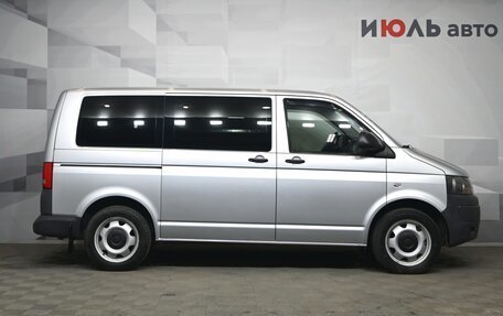 Volkswagen Caravelle T5, 2011 год, 2 260 000 рублей, 8 фотография