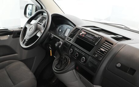 Volkswagen Caravelle T5, 2011 год, 2 260 000 рублей, 11 фотография