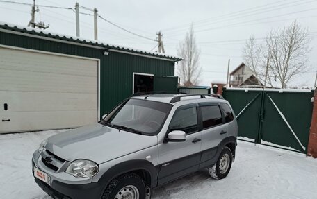 Chevrolet Niva I рестайлинг, 2015 год, 680 000 рублей, 18 фотография