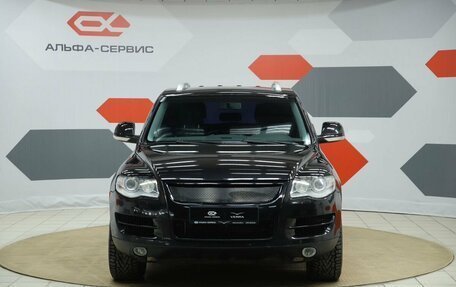 Volkswagen Touareg III, 2009 год, 1 350 000 рублей, 2 фотография