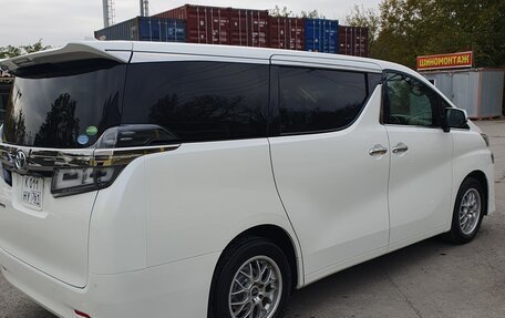 Toyota Vellfire II, 2019 год, 4 500 000 рублей, 3 фотография