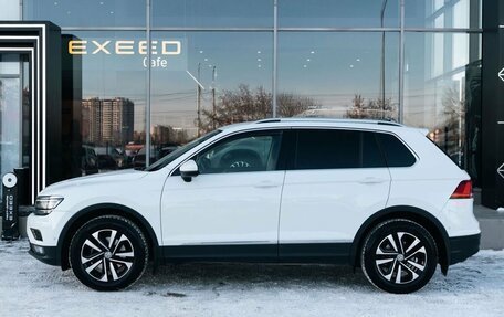 Volkswagen Tiguan II, 2019 год, 2 650 000 рублей, 2 фотография