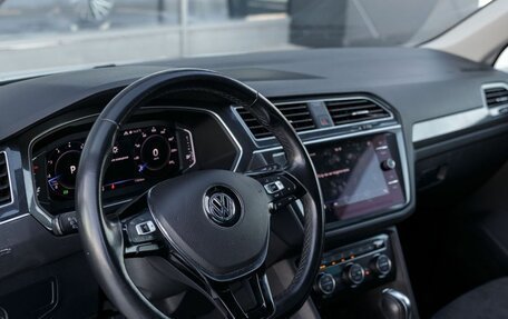 Volkswagen Tiguan II, 2019 год, 2 650 000 рублей, 10 фотография