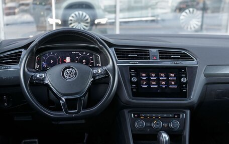 Volkswagen Tiguan II, 2019 год, 2 650 000 рублей, 19 фотография