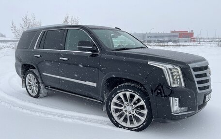 Cadillac Escalade IV, 2018 год, 6 700 000 рублей, 3 фотография