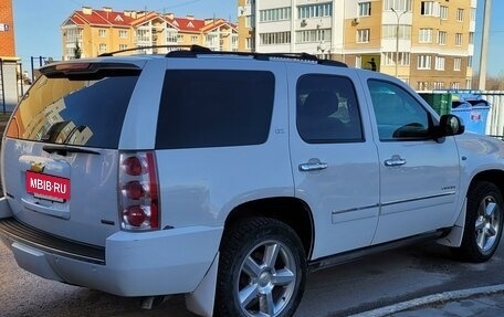 Chevrolet Tahoe III, 2012 год, 2 300 000 рублей, 2 фотография