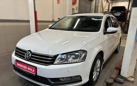 Volkswagen Passat B7, 2013 год, 1 197 000 рублей, 1 фотография