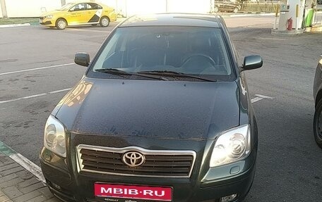 Toyota Avensis III рестайлинг, 2003 год, 440 000 рублей, 1 фотография