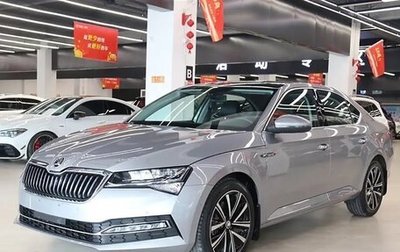 Skoda Superb III рестайлинг, 2021 год, 2 399 000 рублей, 1 фотография