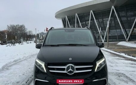 Mercedes-Benz V-Класс, 2019 год, 5 565 000 рублей, 3 фотография